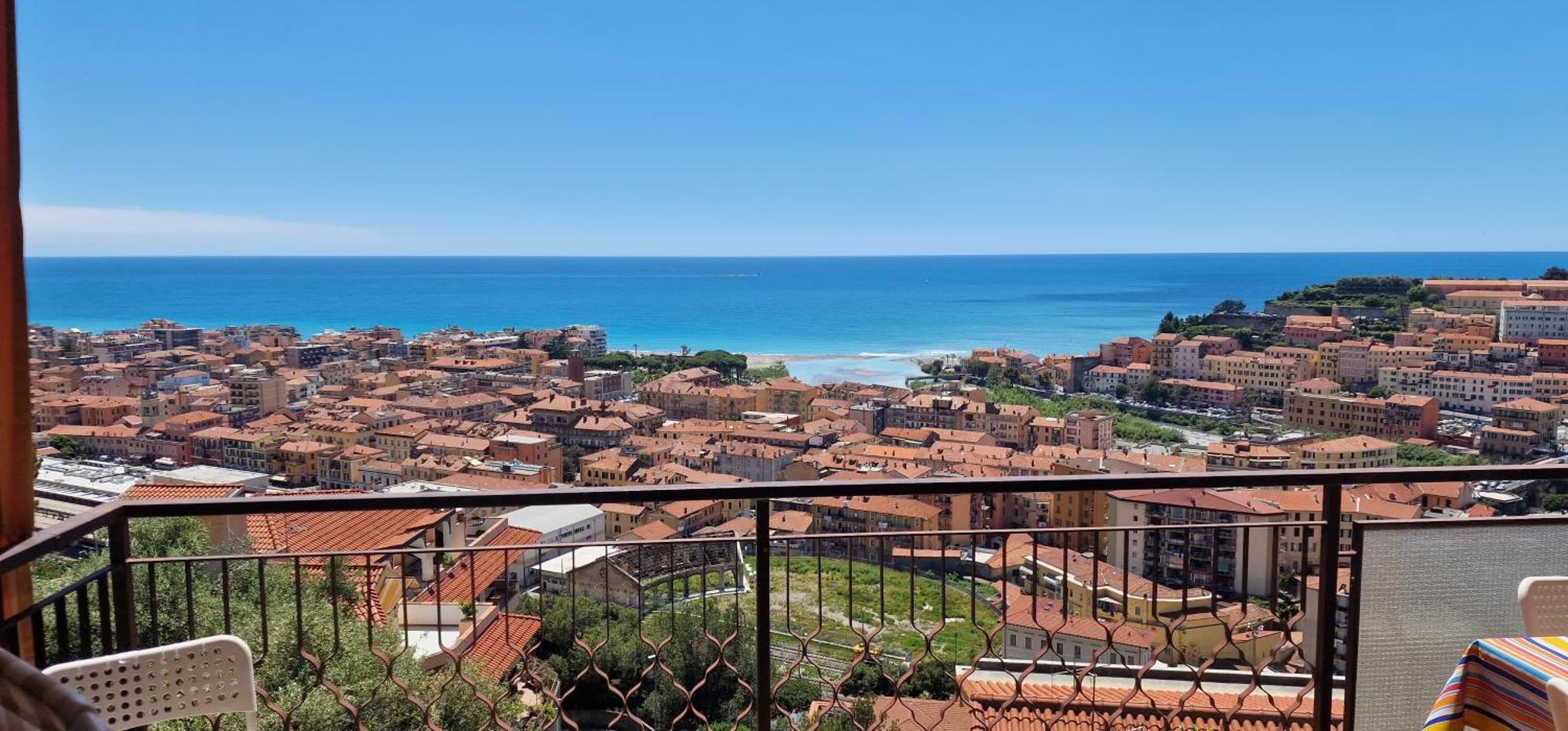 Thekeystudio, La Casa Del Mare Azzurro With Seaview Ventimiglia Esterno foto