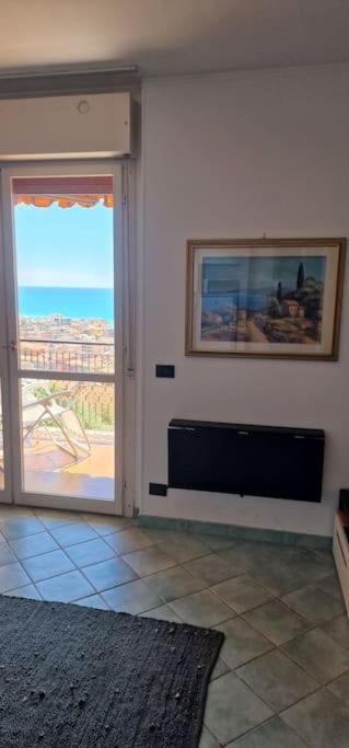 Thekeystudio, La Casa Del Mare Azzurro With Seaview Ventimiglia Esterno foto